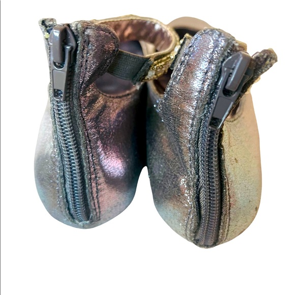 STEVE MADDEN Metallic Ballet Flats with Pearl Ankle Straps. Size 5 - Picture 10 of 10